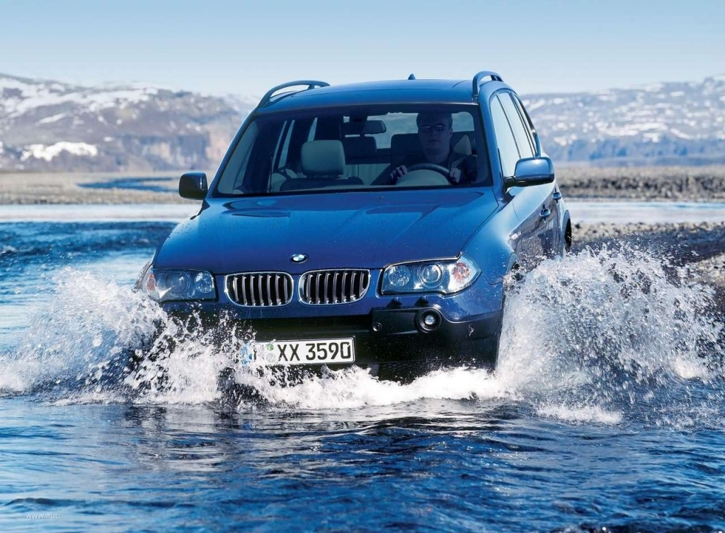 BMW X3 - BMW's Small Luxury Crossover - Vintage BMW - CLcompany